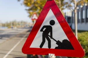 road-work-1148205_1280