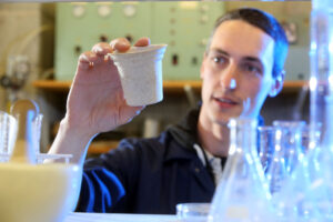 Bangor University capping off work on eco-conscious paper whisky bottle