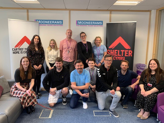 Mooneerams team members with Shelter (002)