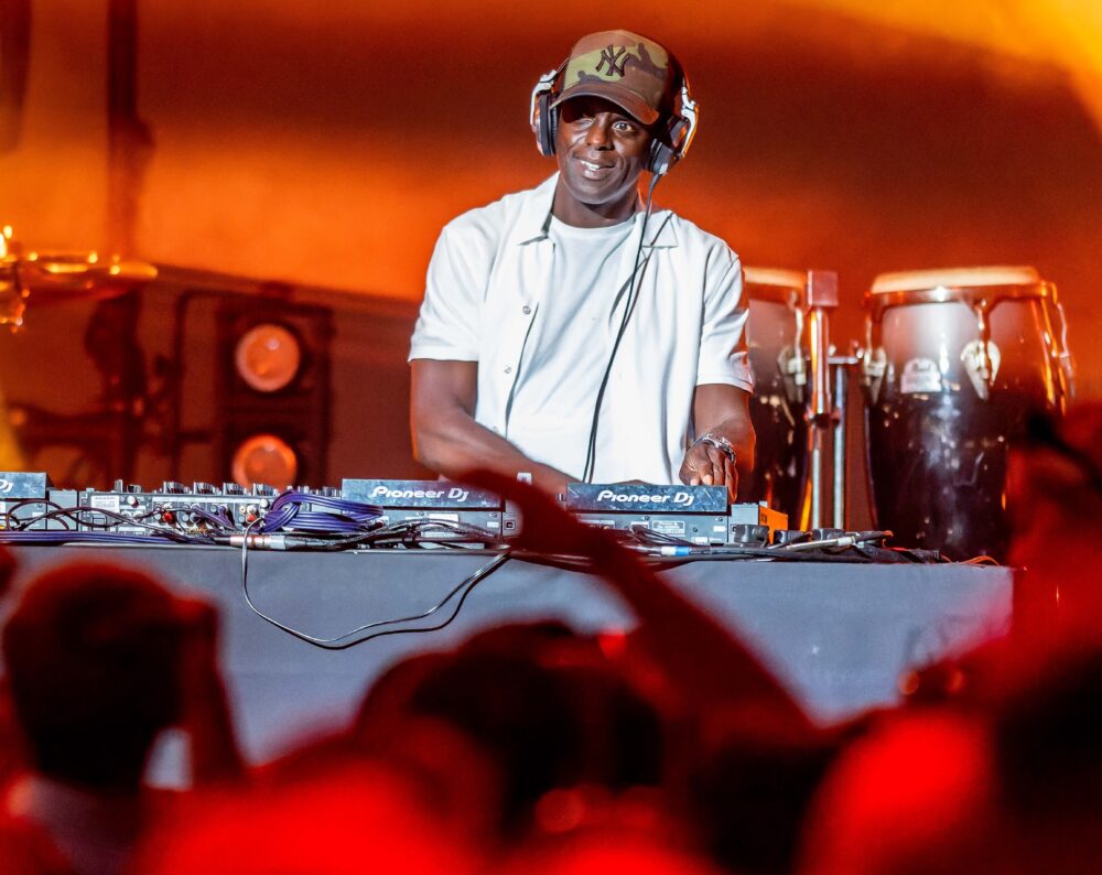 TrevorNelson (1)