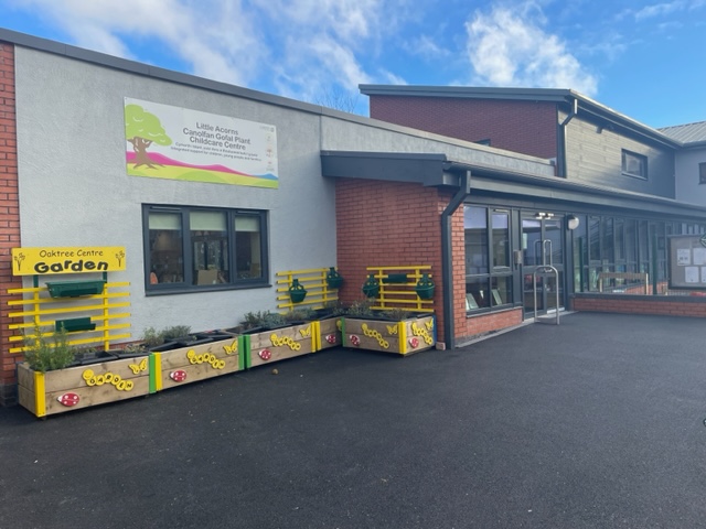 Oaktree Centre- Main Entrance