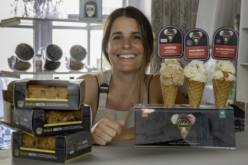 26-5-26 Harlech Ice Cream-5