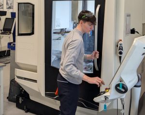 Louie Holt CNC MACHINING (1)